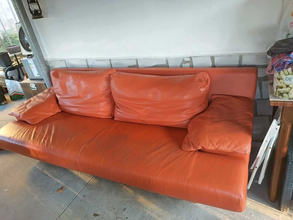 СТРАХОТЕН диван - естествена кожа