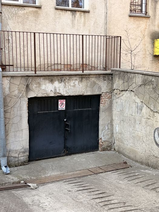 Garaj si boxa lipite, proprietar, intabulate!