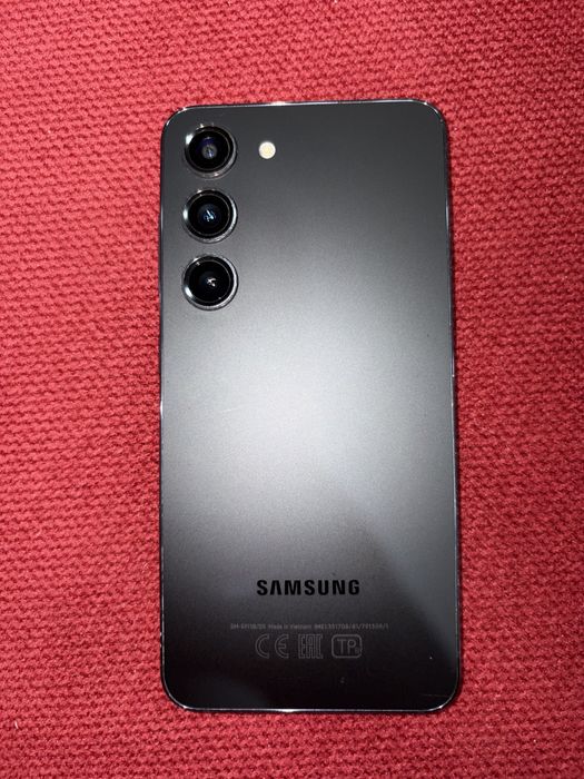Samsung S23 в отличном состоянии