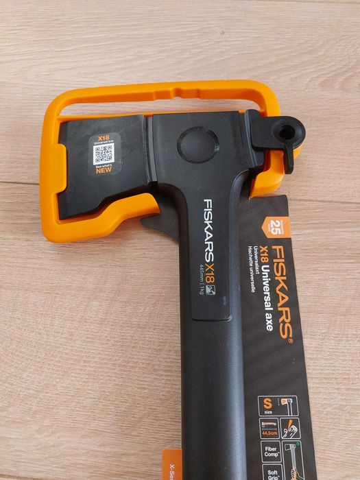 Topor Fiskars X18