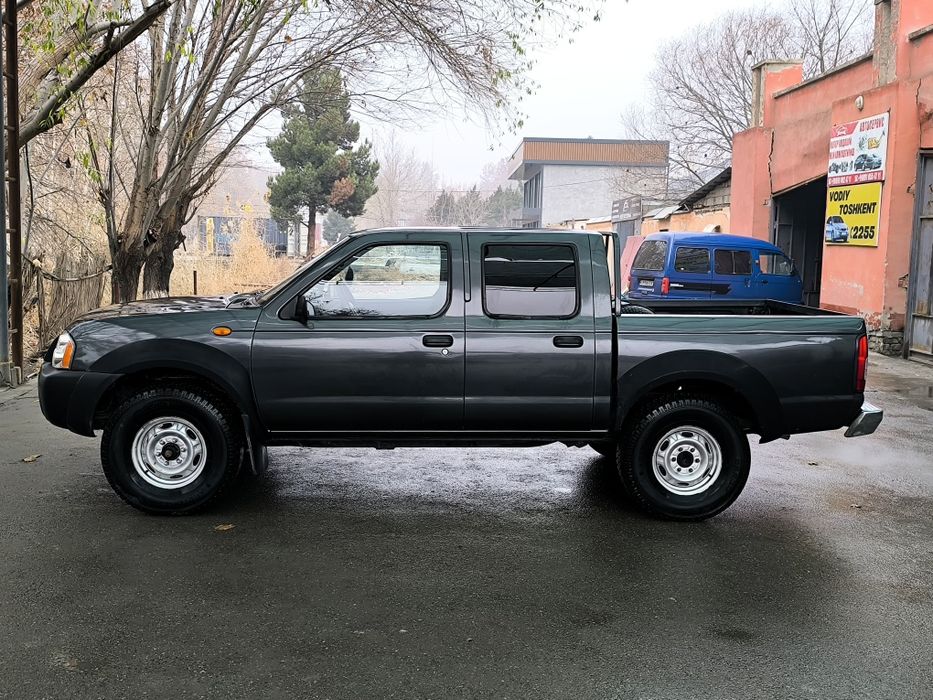 Nissan Pikap 2008 sotiladi