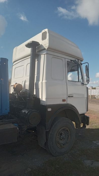 Маз 5432 тягач .           .