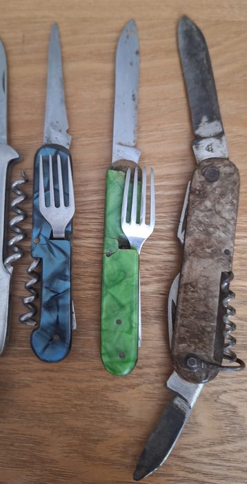 джобни ножки и ножове