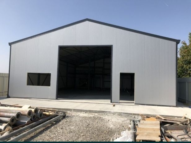 Hale metalice și ferme complete facem pe baza de comandă orice lățimii