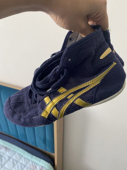 ASICS TIGER оригинал с хорошим материалом