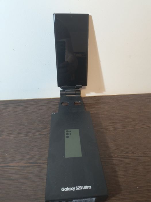Samsung S23 Ultra impecabil, nefolosit