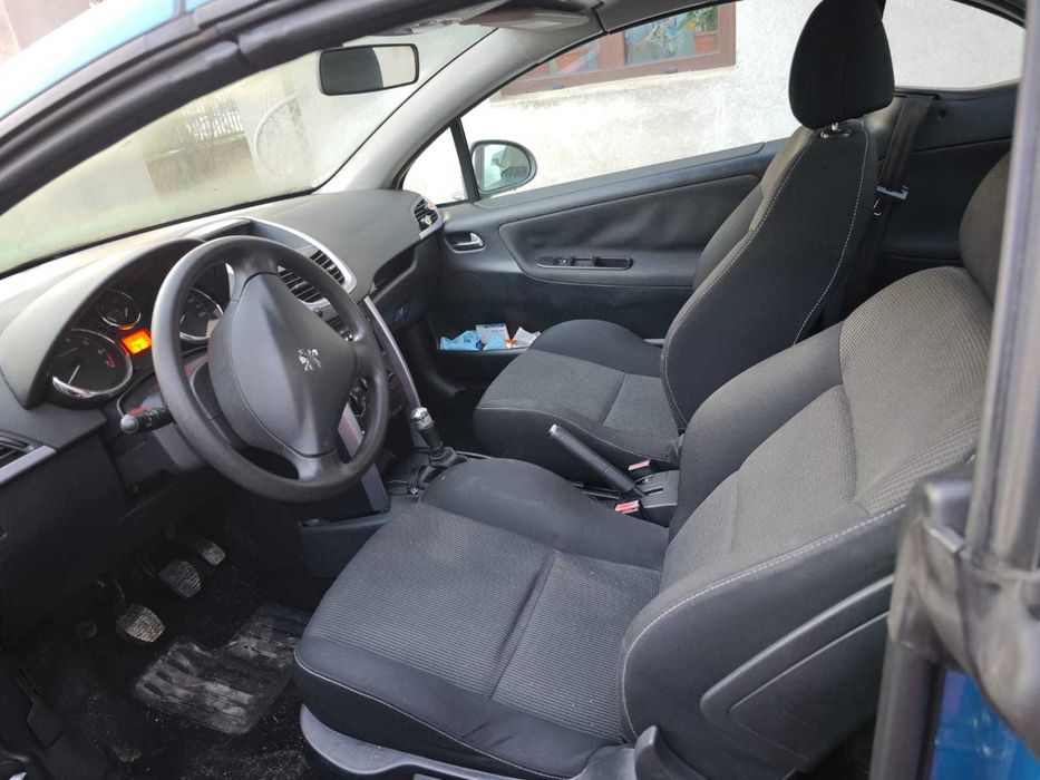 Peugeot 207cc 1.6 120cp