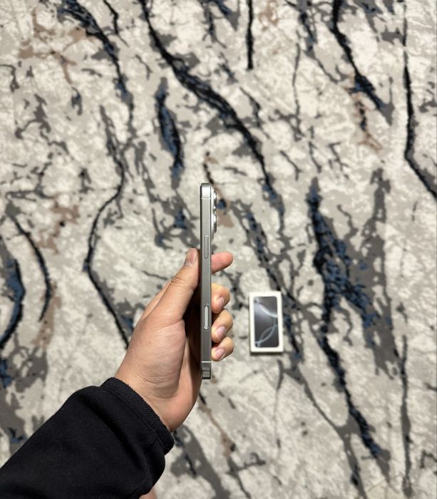 iPhone 16 pro max white titanium oq 2ta imei otgan