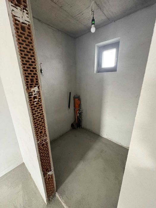 Продава се Къща в с. Златитрап, Област Пловдив - 263 кв.м за 689 €/кв.м - Снимка #8