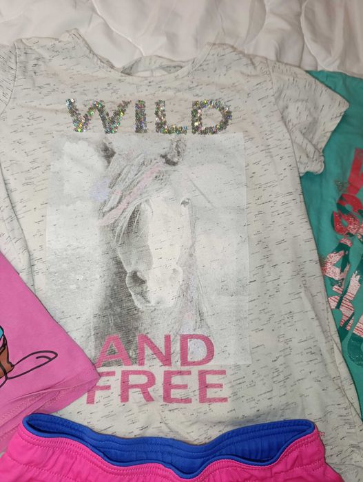 146/152 Лот летни дрешки за момиче блузки и къси панталони