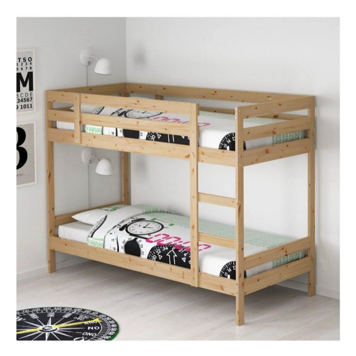 Продам двухярусную кровать Икеа