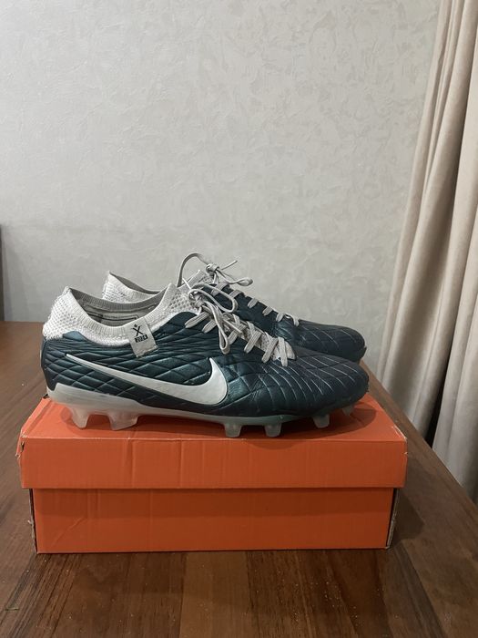 Бутсы Nike tiempo