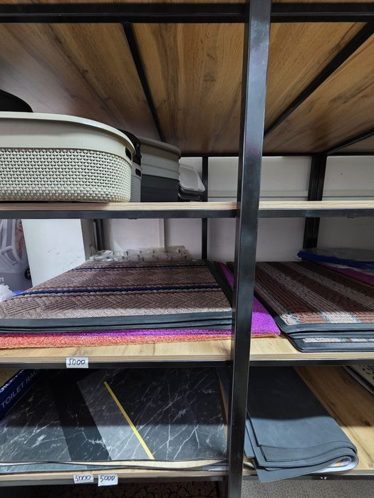 Стеллаж для ветрины и склада