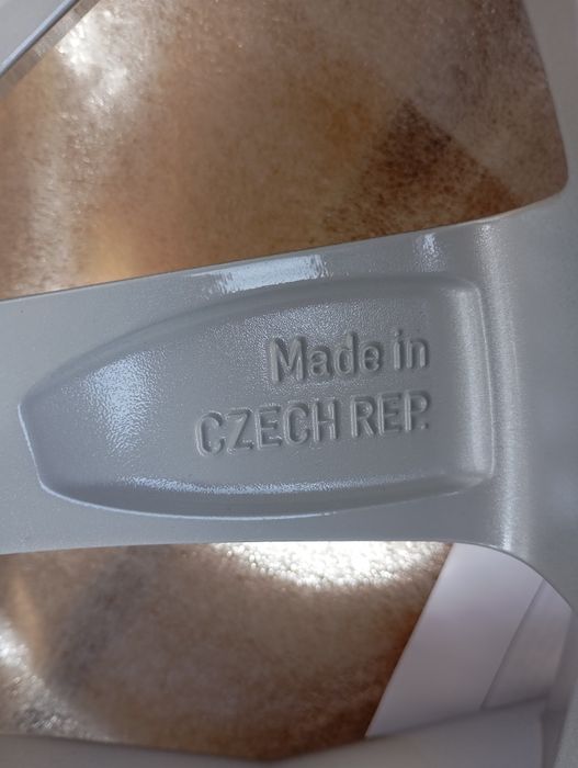 Чисто нови джанти Bi-Color Шкода Skala,Fabia,Kamiq 16"