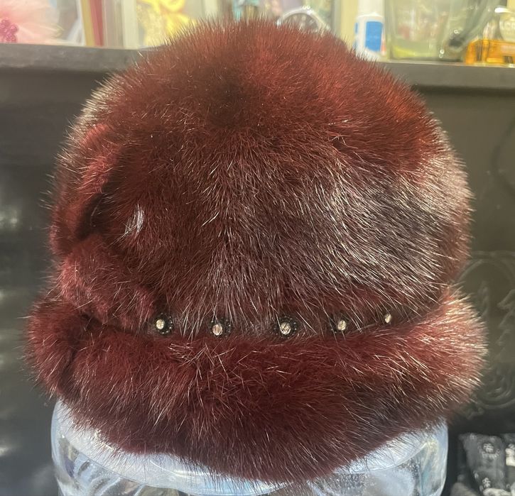 Женская шапка из норки