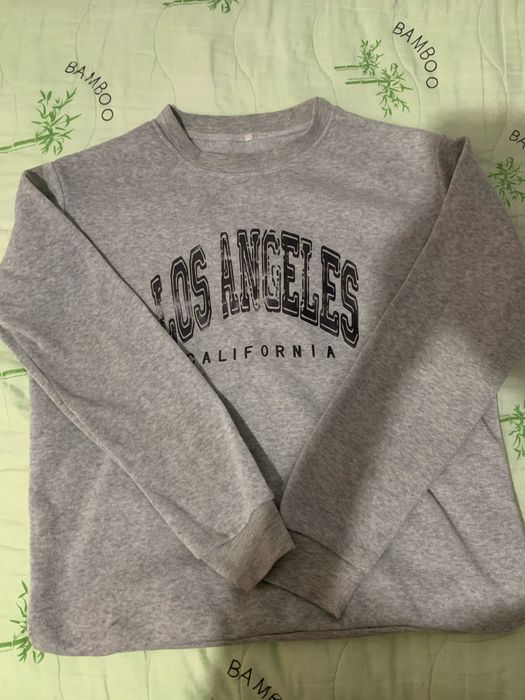 свитшот, очень удобный