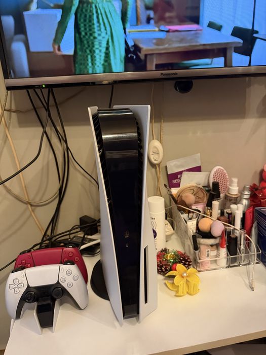 Запазен PlayStation 5