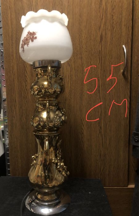 Veioza portelan 100 lei