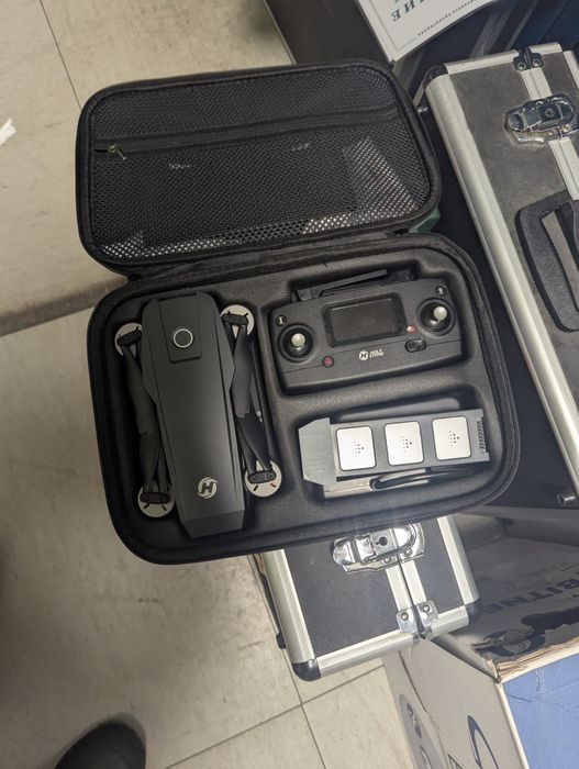 Дрон holy stone две батерии