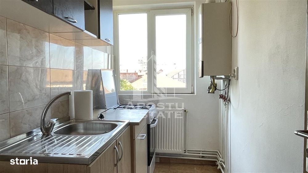 Apartament cu 2 camere, centrala proprie, situat in zona Sagului — fotografia 1