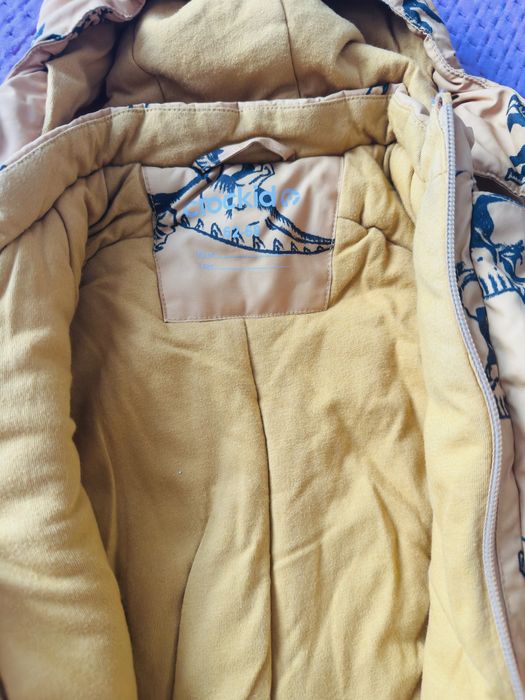 Продам комбинезон на мальчика