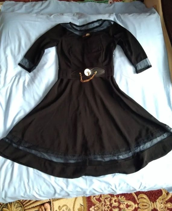 Продам платье летнее