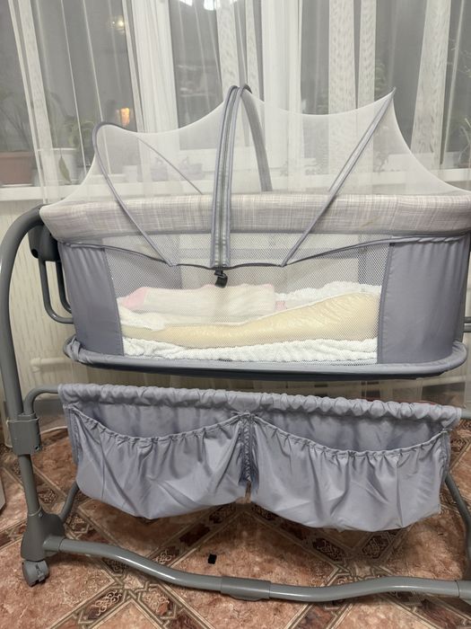 Продаю манеж