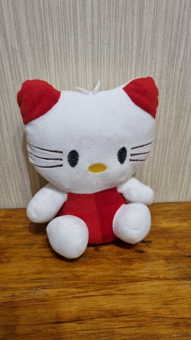 Игрушки-сувениры плюшевые