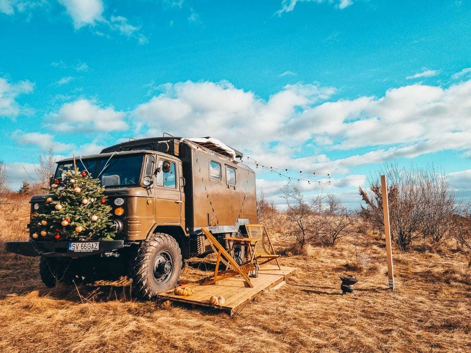 Rulota/campervan de vanzare GAZ-66 The Pathfinder – Tiny House, autorulota Off-Grid/Airbnb Business