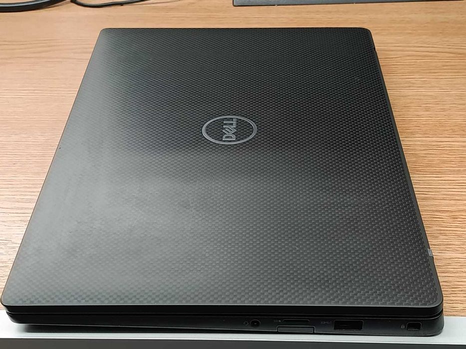 Dell Latitude 7400 i7-8665U 24GB 256GB SSD FHD – Garanție 24 Luni
