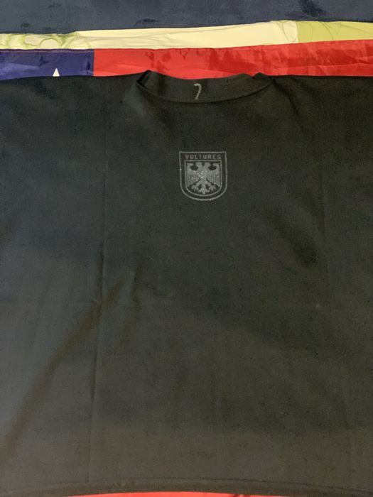 футболка vultures black