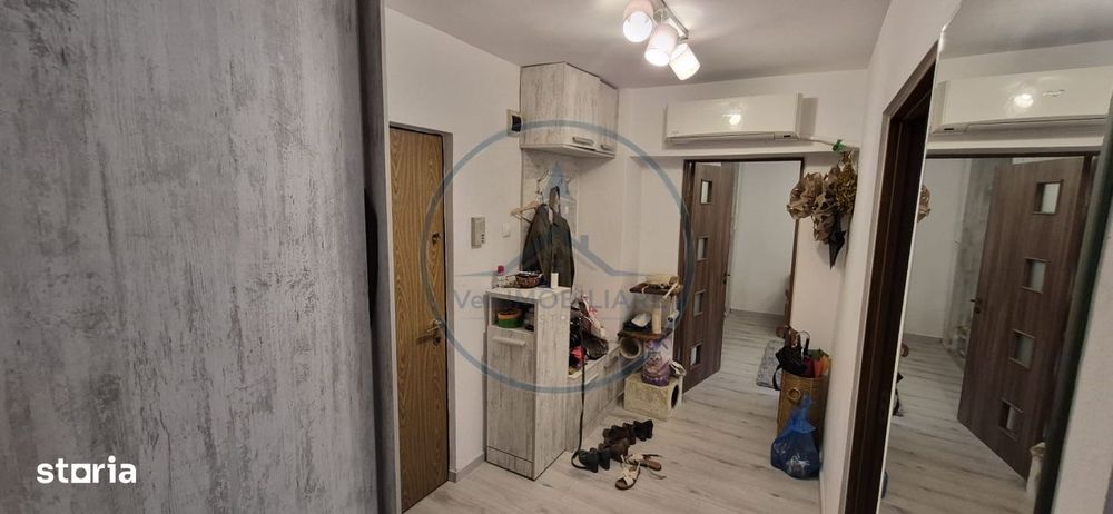 Apartament 2 camere , decomandat, et. 3, strada  Andrei Muresanu
