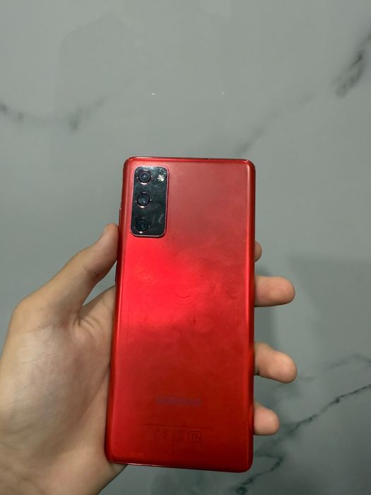 Samsung s20fe обмен/90к