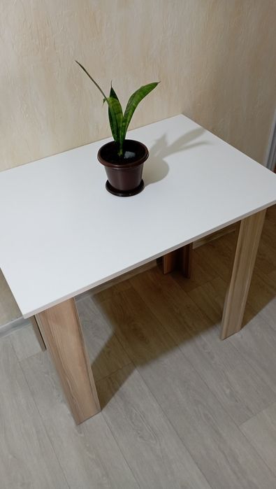 Стол для маленькой кухни