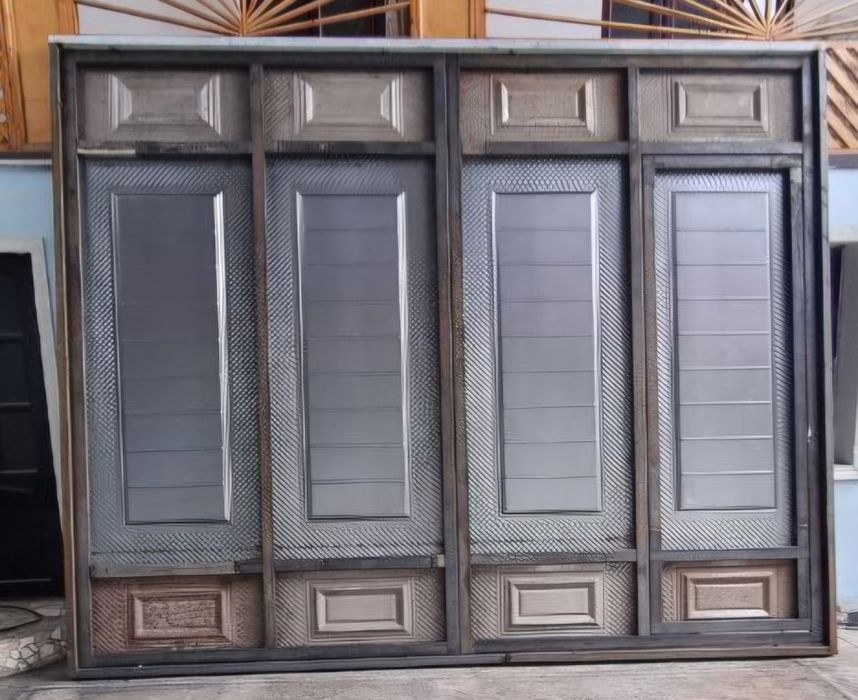 Дарвоза сотилади 3.75х3.0 метр