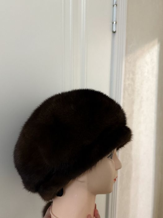 Норковая шапка круглая