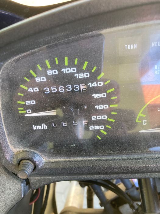 Motocicleta Kawasaki GPZ 500