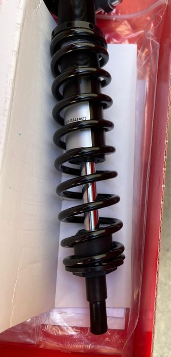 Регулируемо окачване Bitubo за скутер Vespa GTS