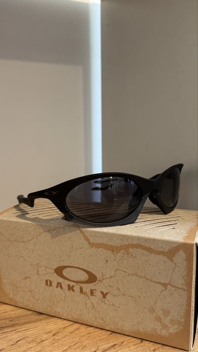Oakley Plantaris sunglasses