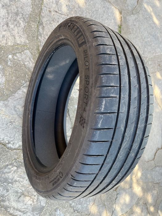 4 Летни Гуми Michelin Pilot Sport 4 (Мишелин Пилот Спорт 4) 235/45/18