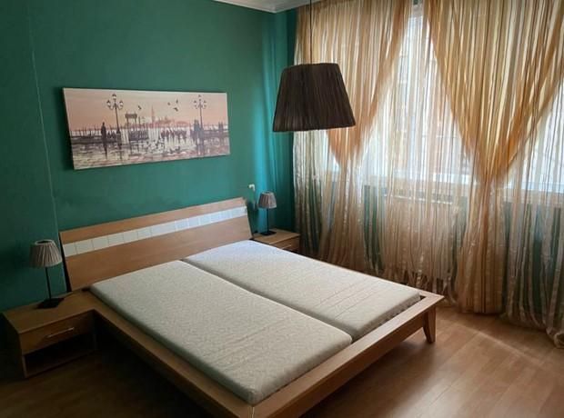 Дава се под наем Етаж от къща в Пловдив, Център - 120 кв.м за 700 € - Снимка #5