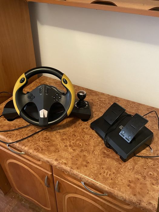 Vand volan gaming myria