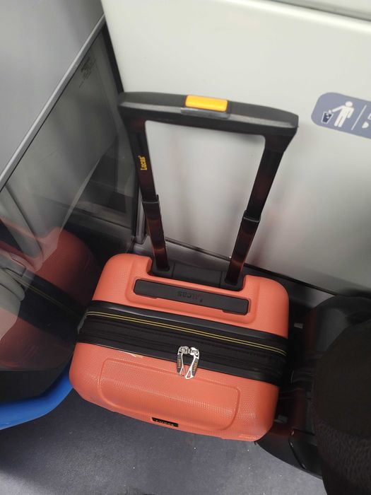 Troler de cabina folosit odata ,cumparat 29.12.24, impecabil