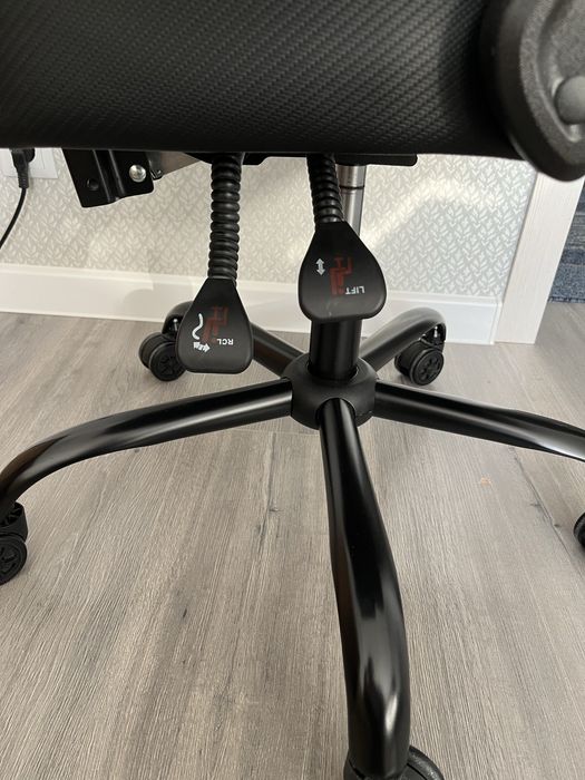 Игровое кресло XTREON Recliner