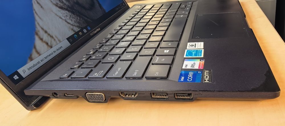 Laptop Asus ExpertBook B1__i7-1165G7 gen 11__24GB DDR4__512GB SSD__Bateria 3-4 ore_14"IPS_BONUS - Boxa Bluetooth