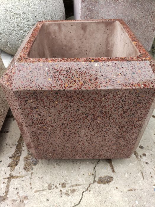 Уличные вазоны кашпо МАФ вазы