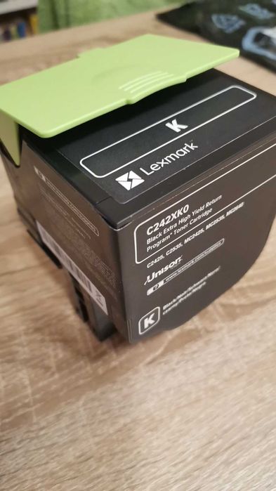 Оригинална ТОНЕР КАСЕТА за Lexmark C252UK0  Black Toner 8000 страници