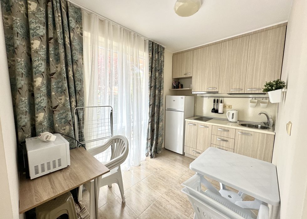 Студио в Elitonia Garden 1