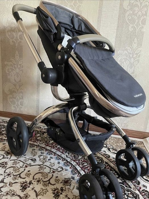 Коляска прогулочная