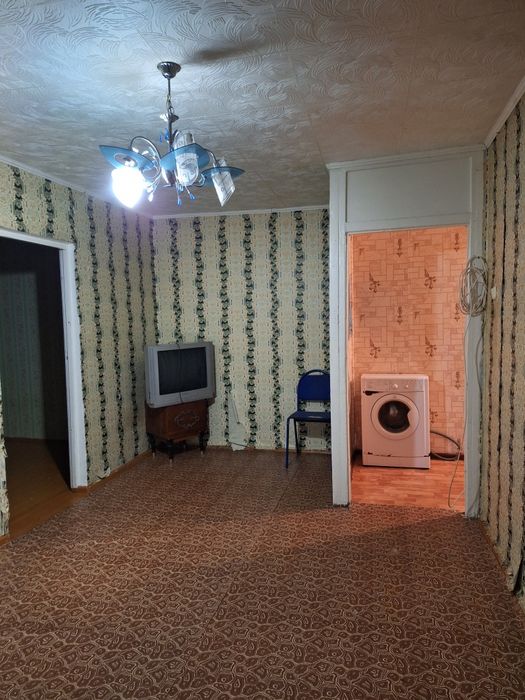 Продам квартиру 3-х комнатную